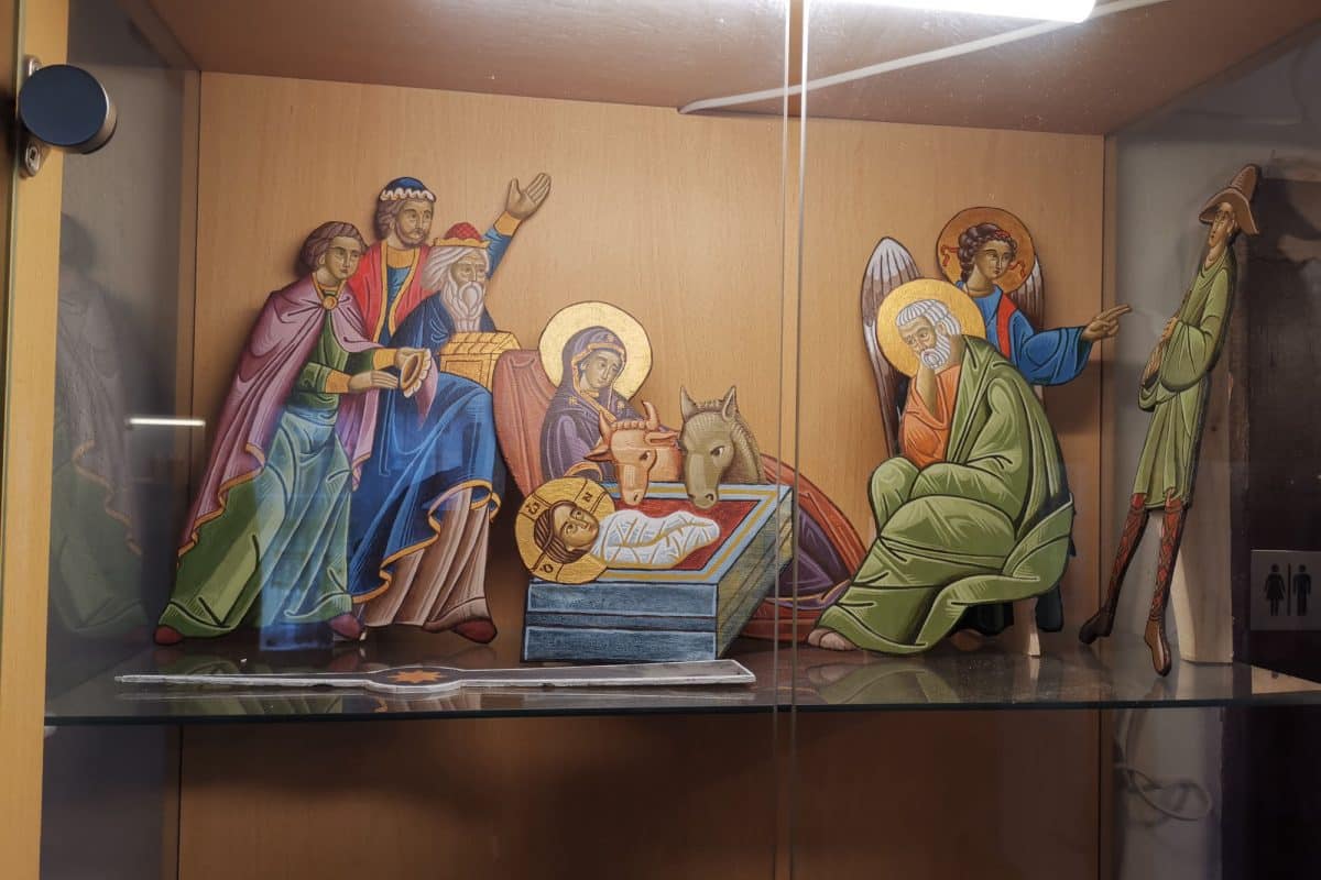Betlehemi figurák a közösségi térben